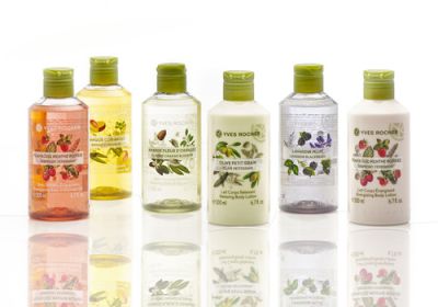Digital printing for cosmetics