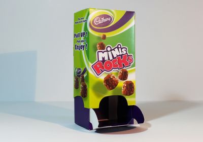 Distributeur en boîte pliante